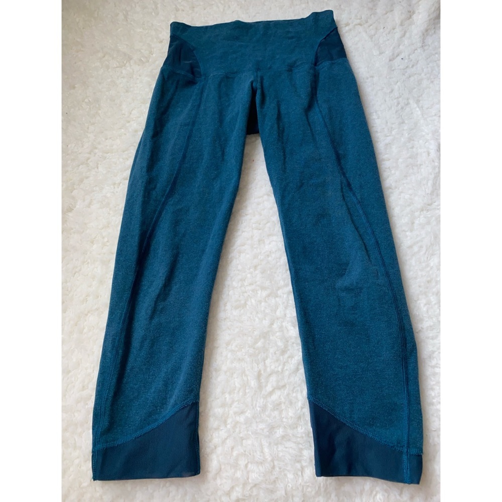 Lululemon Devi yoga crop 21” Alberta Lake - Picture 6 of 6